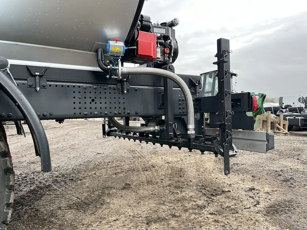 Iveco T-Way AD380T47H 6x4 Bitumen Tank Sprayer 14