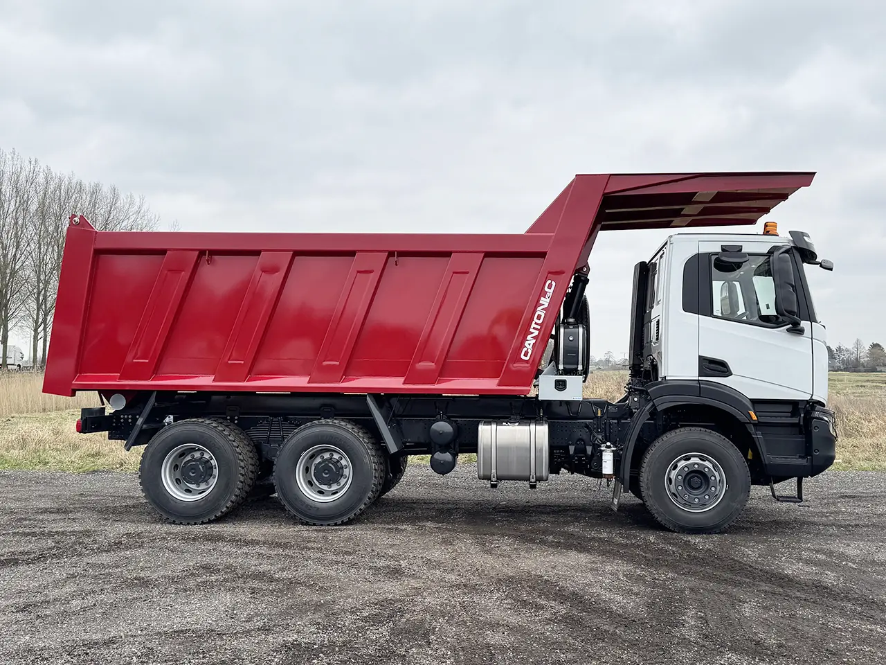 Iveco T-Way AD380T47H 6x4 Tipper Truck 5