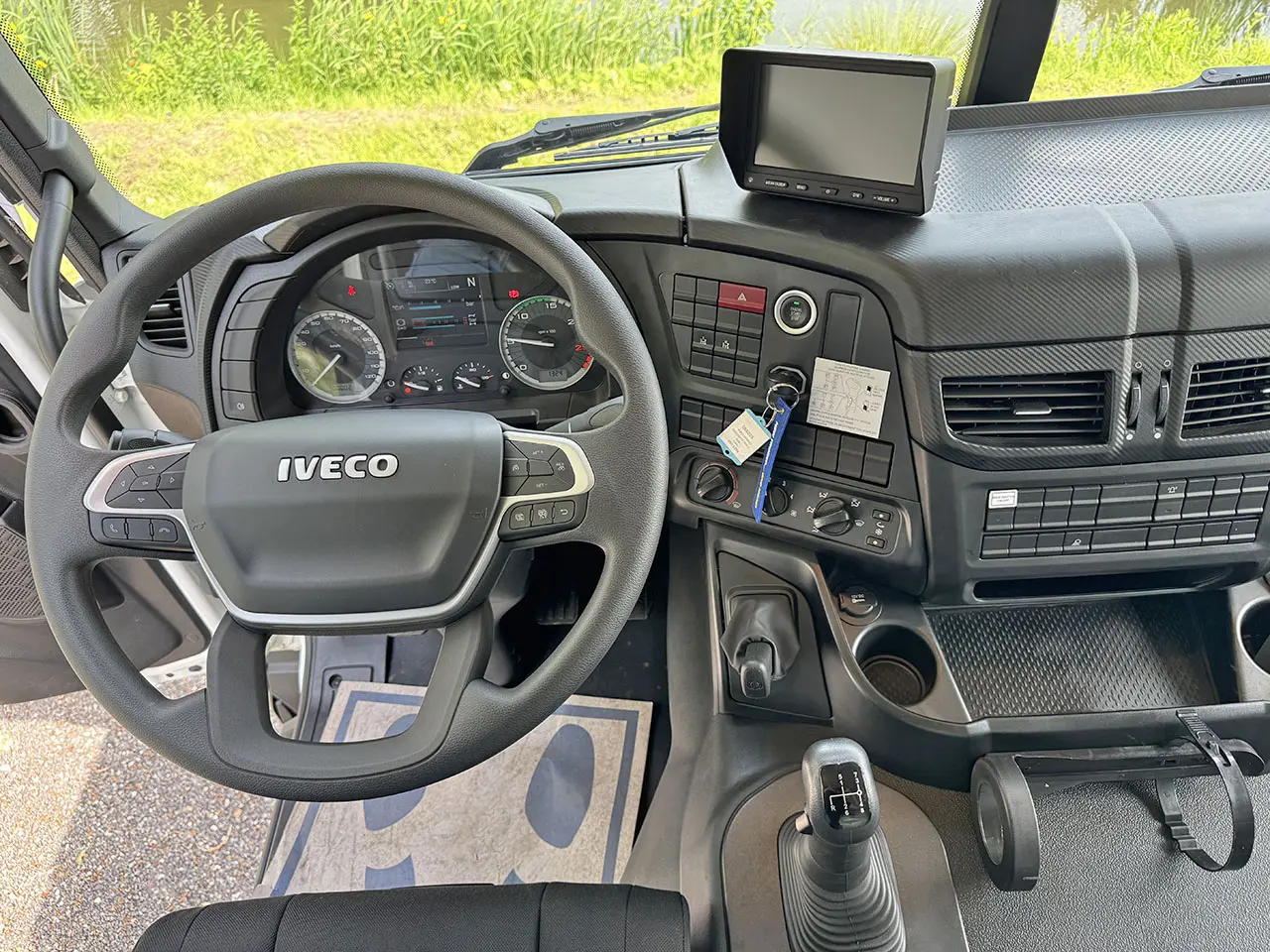 Iveco T-Way AD380T47WH-3800 Sewage Tank Truck 6x6 10