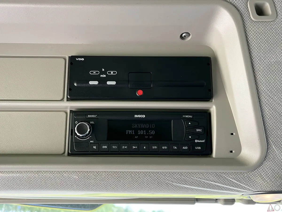 Iveco T-Way AD380T47WH-4500 6x6 Chassis Cabin 10