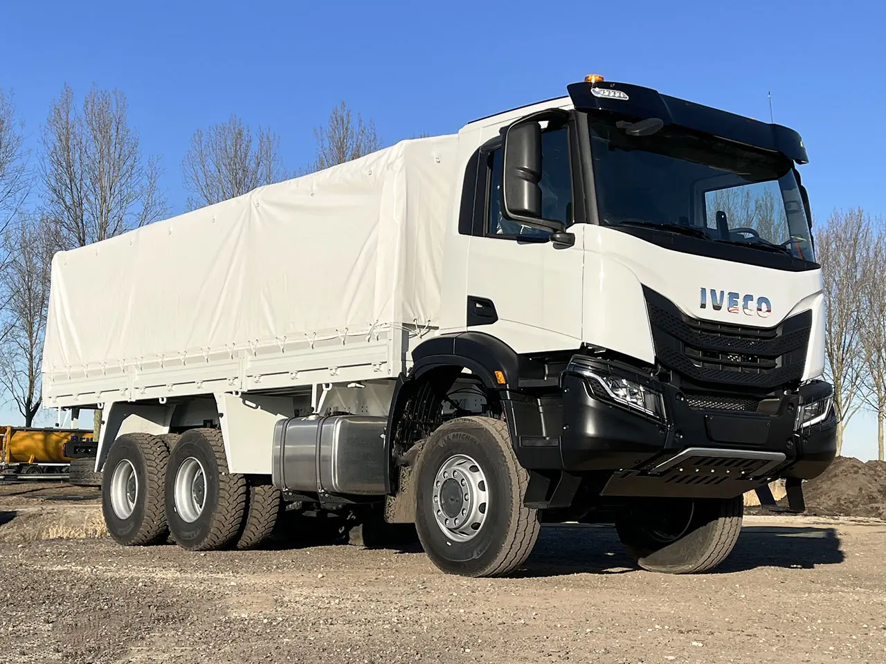 Iveco T-Way AD380T47WH 6x6 Tarpaulin/Canvas Body Truck 4