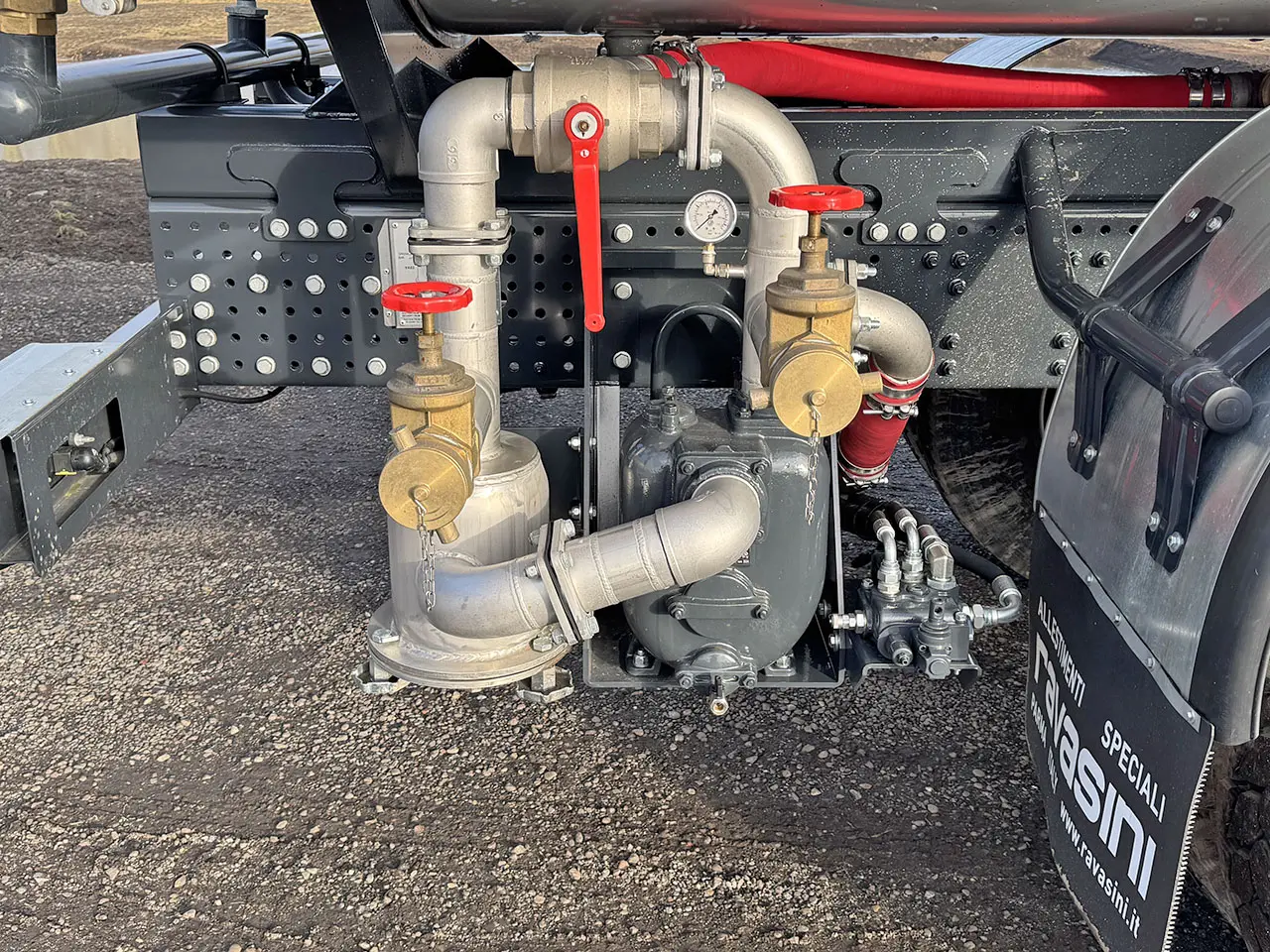 Iveco T-Way AD380T47WH 6x6 Water Tank Truck 13