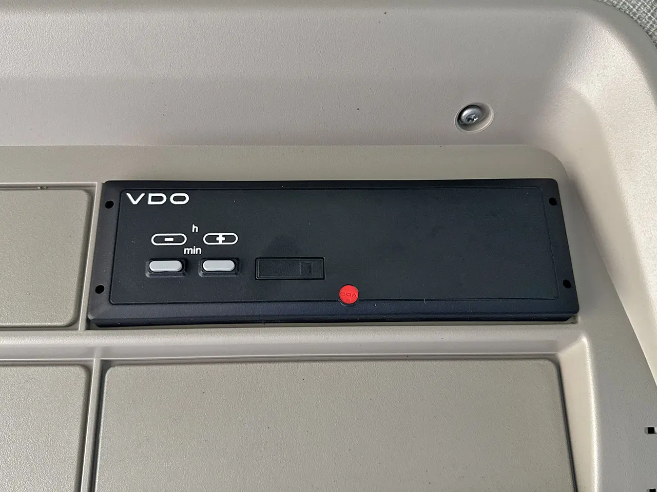 Iveco T-way AD410T43H-5820 Chassis Cabin 8x4 11