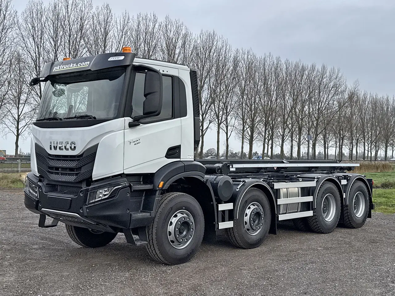 Iveco T-Way AD410T43H AT 8x4 Container Truck 1