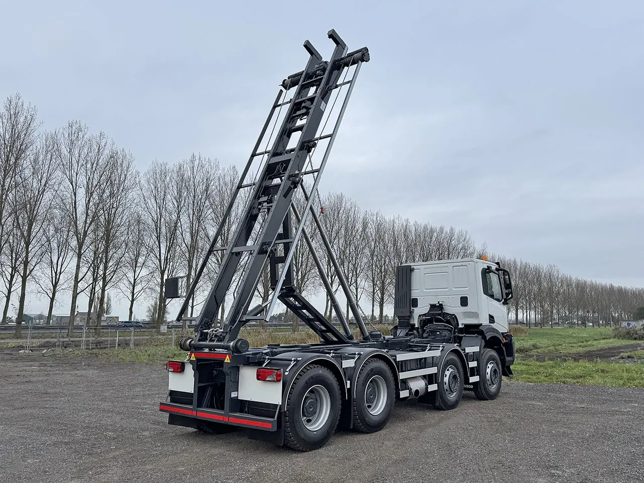 Iveco T-Way AD410T43H AT Camion porte container 8x4 2
