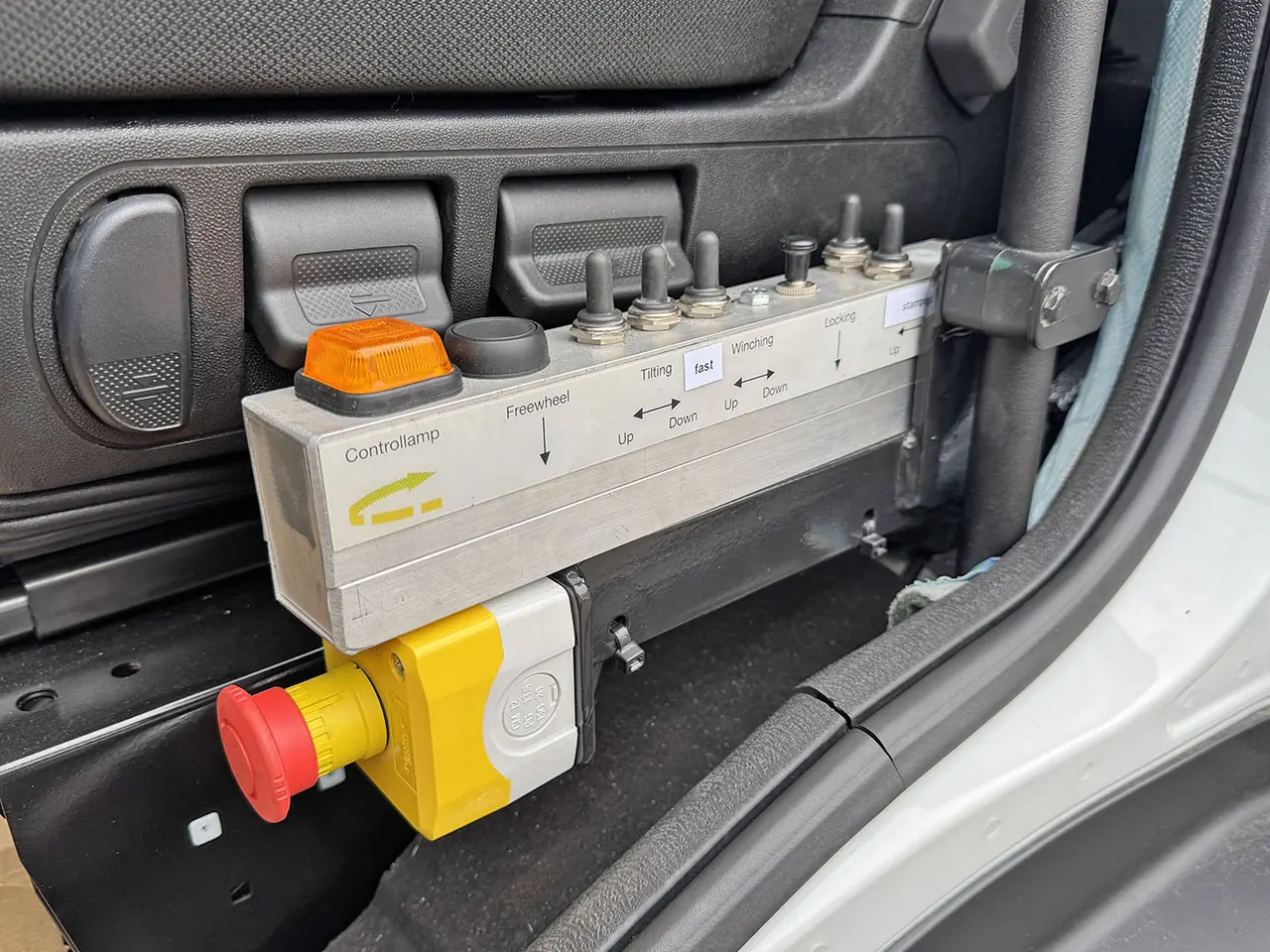 Iveco T-Way AD410T43H AT 8x4 Container Truck 12