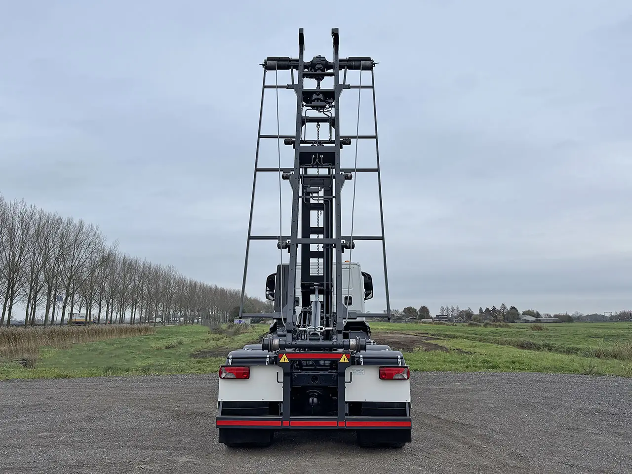 Iveco T-Way AD410T43H AT 8x4 Container Truck 15