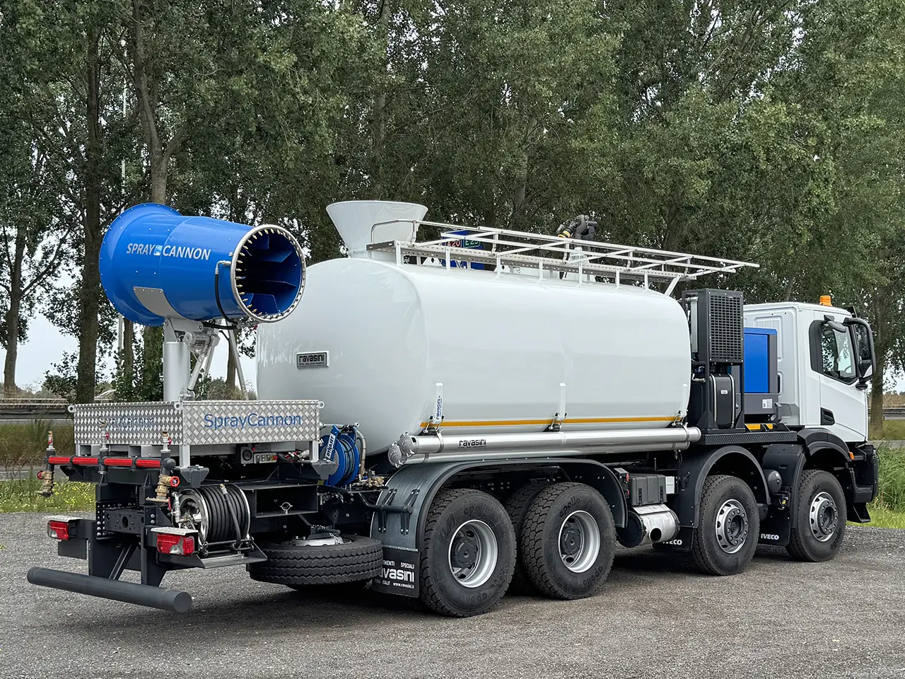 Iveco T-Way AD410T43H AT 8x4 2