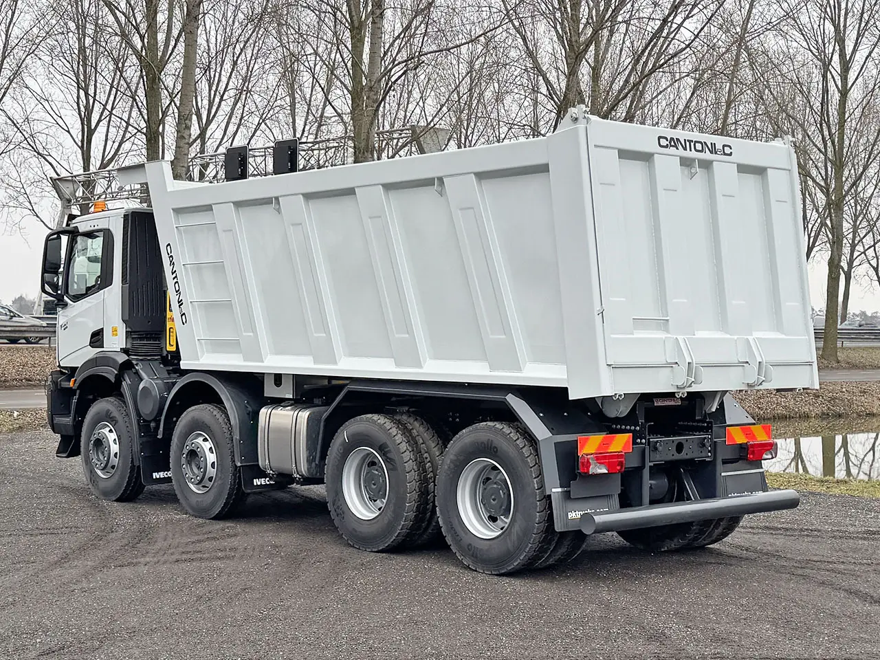 Iveco T-Way AD410T43H AT Tipper Truck 8x4 6