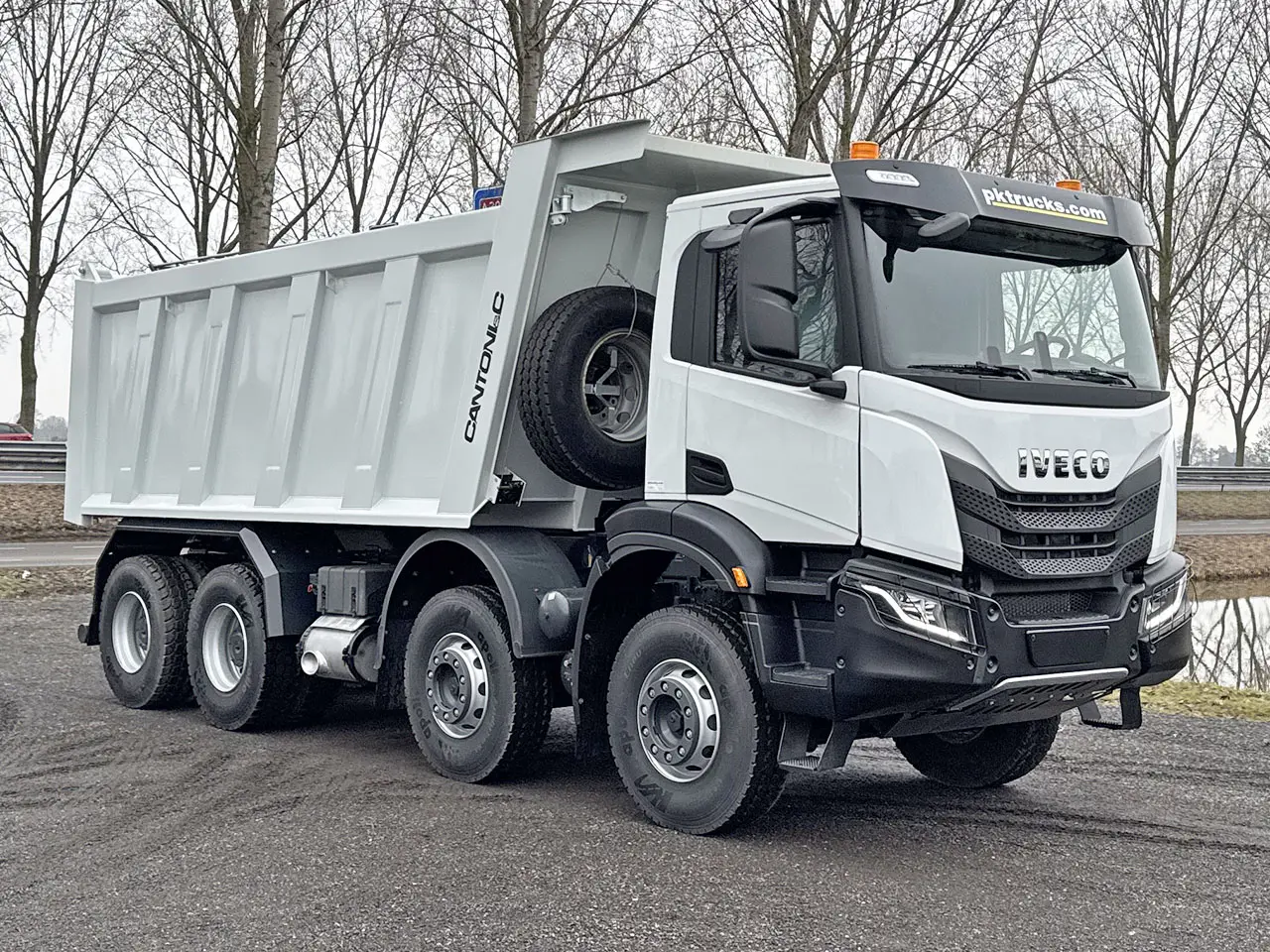 Iveco T-Way AD410T43H AT Tipper Truck 8x4 8