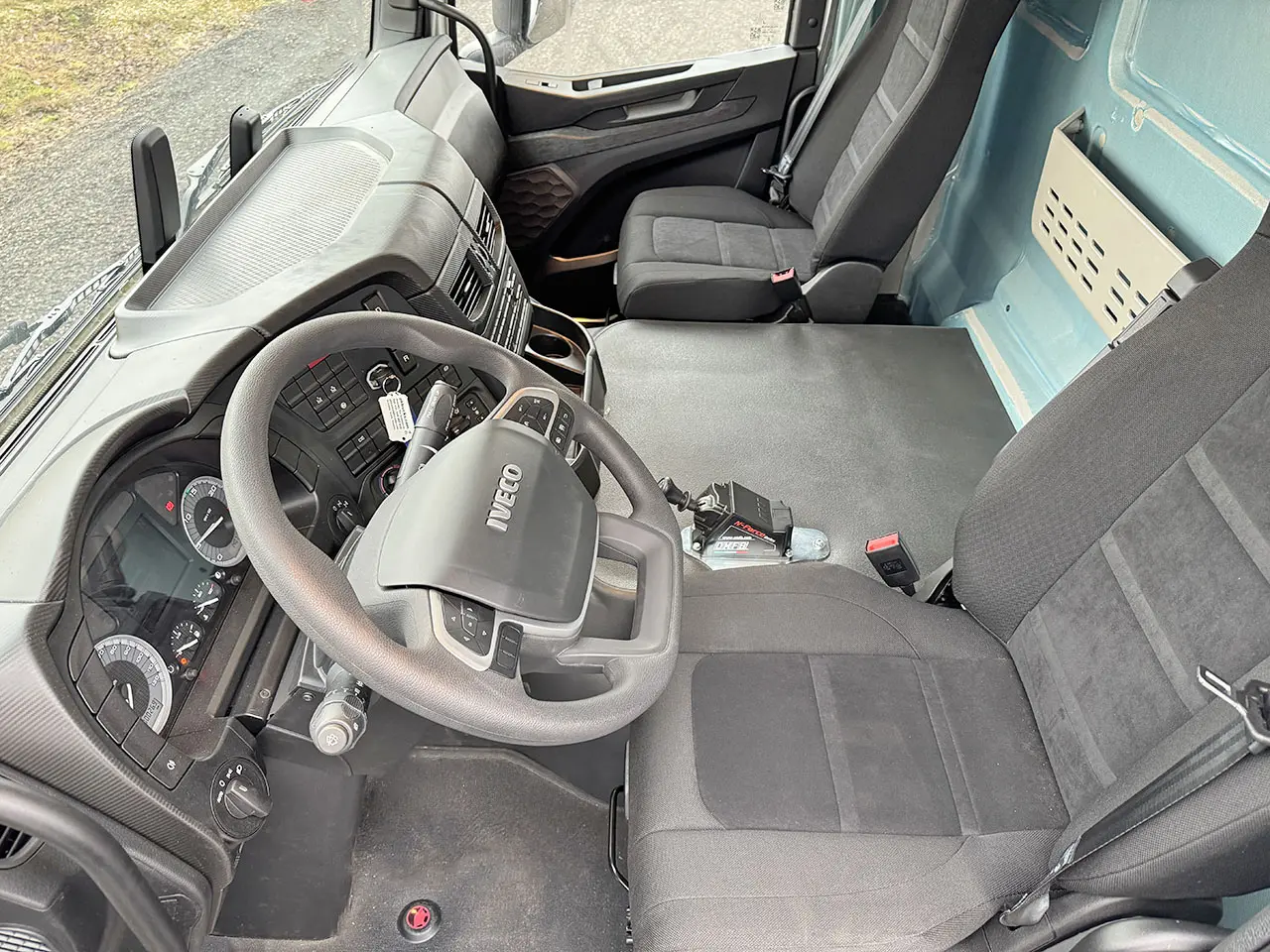 Iveco T-Way AD410T43H AT 8x4 Benne basculante 9