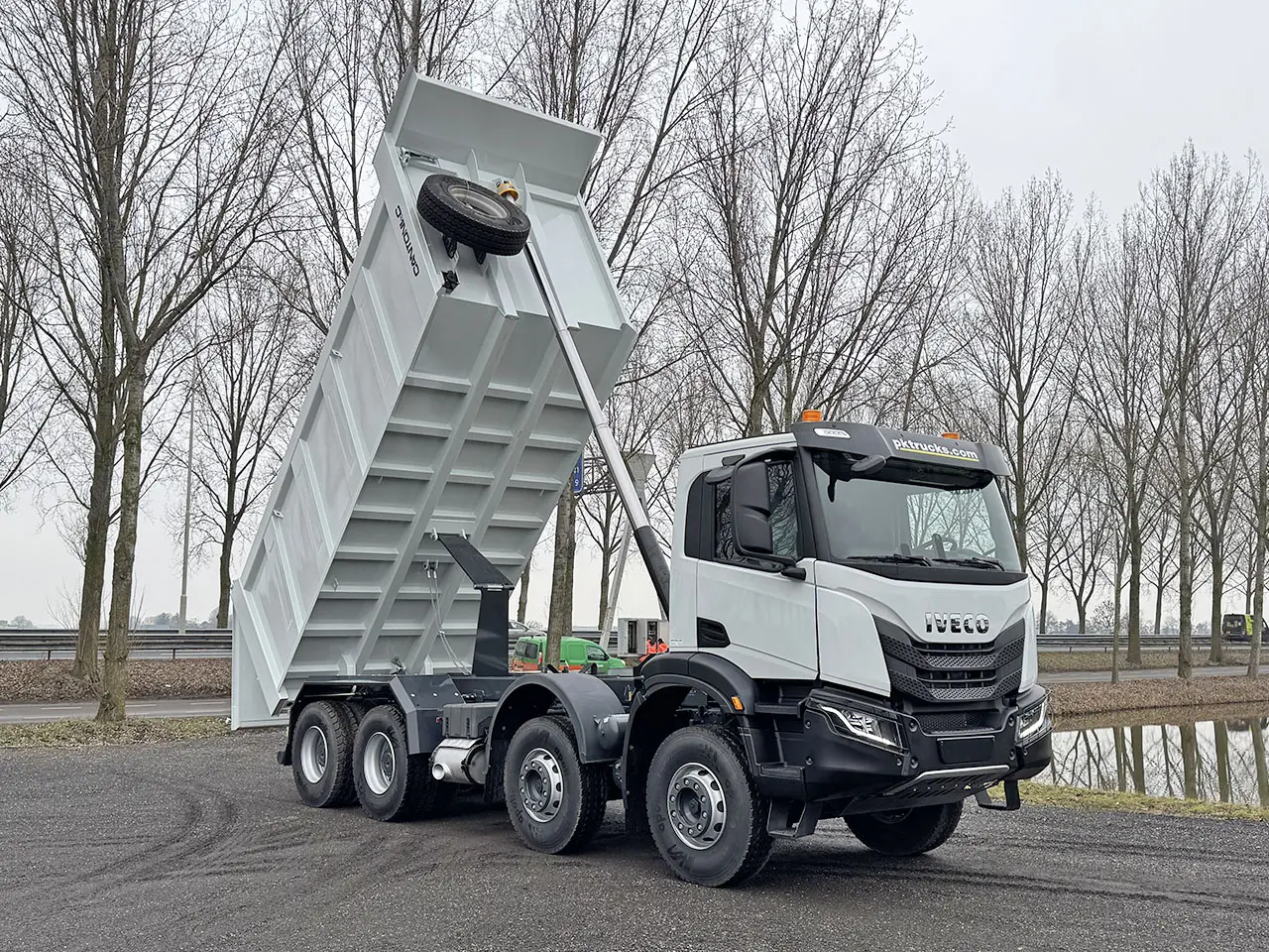 Iveco T-Way AD410T43H AT Tipper Truck 8x4 13
