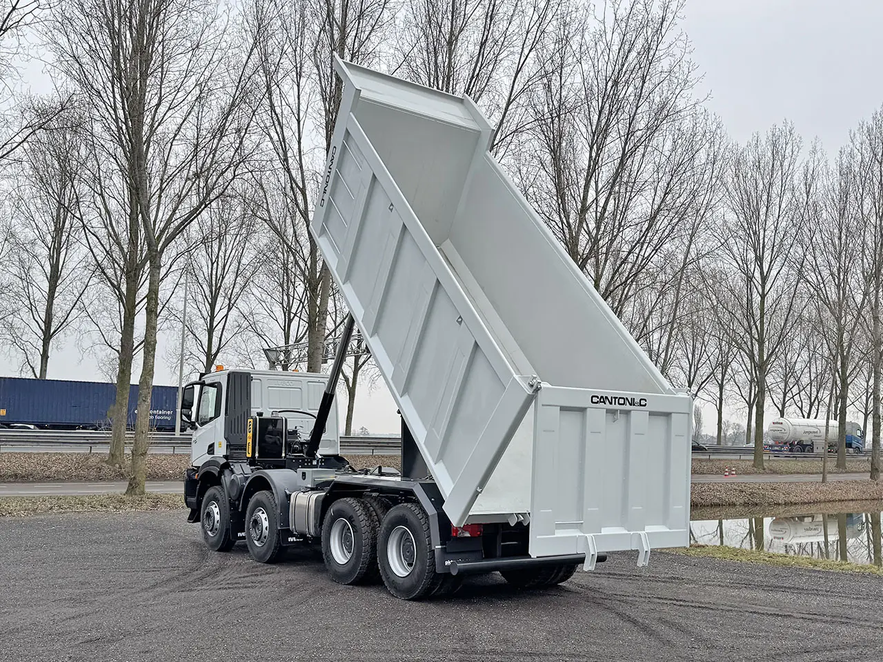 Iveco T-Way AD410T43H AT Tipper Truck 8x4 16