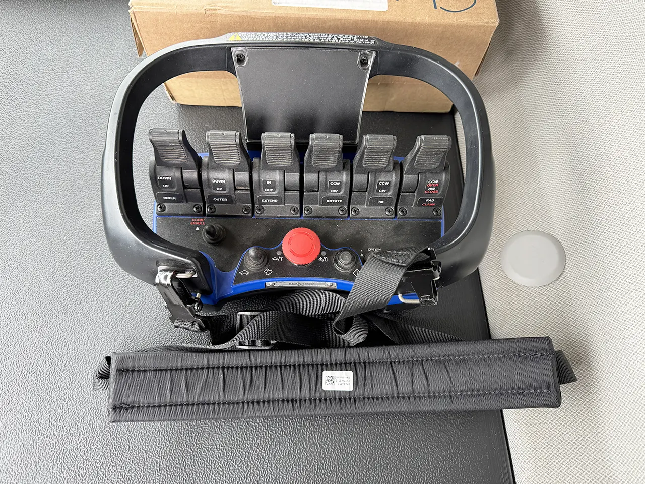 Iveco T-Way AD410T43H AT Stellar 28000 Tire-Handler 8x4 Crane Truck 10