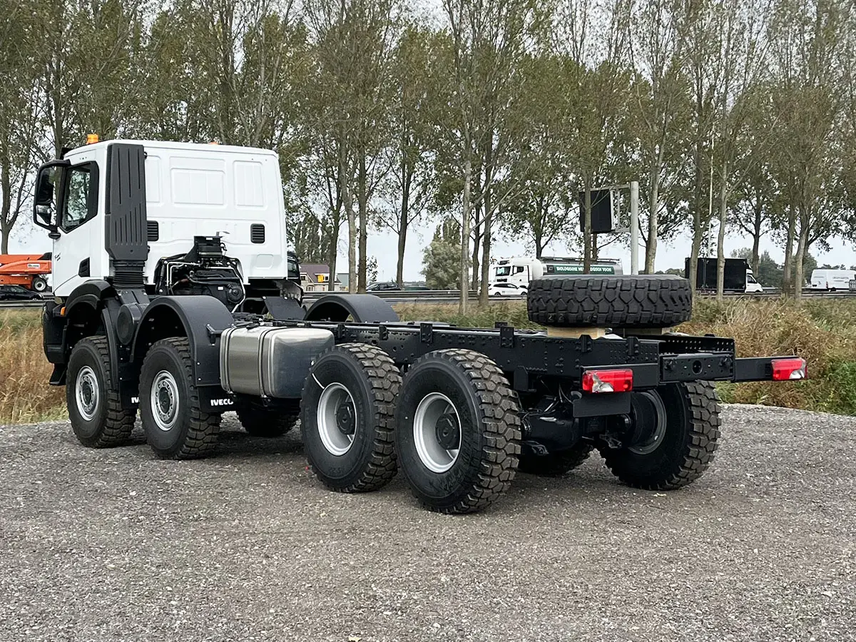 Iveco T-Way AD410T47WH-5020 AT 8x8 Chassis Cabin 3