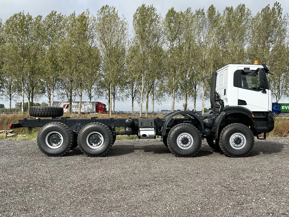 Iveco T-Way AD410T47WH-5020 AT 8x8 Chassis Cabin 5