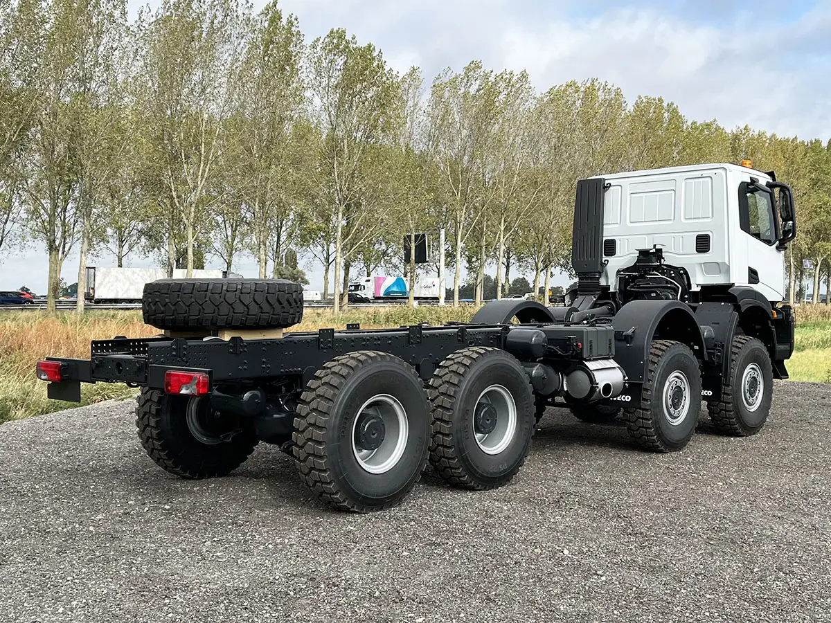 Iveco T-Way AD410T47WH-5020 AT 8x8 Chassis Cabin 6