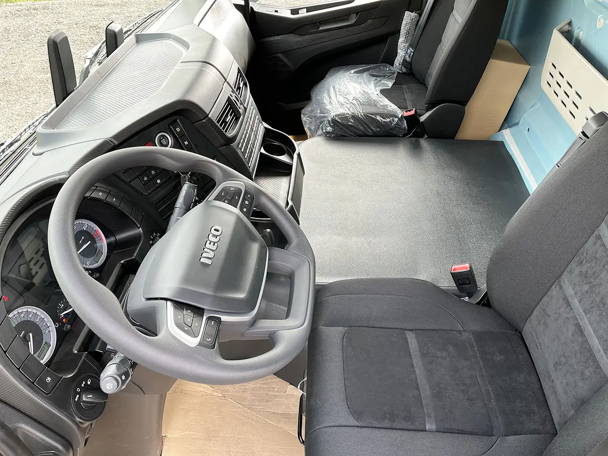 Iveco T-Way AD410T47WH-5020 AT 8x8 Chassis Cabin 7