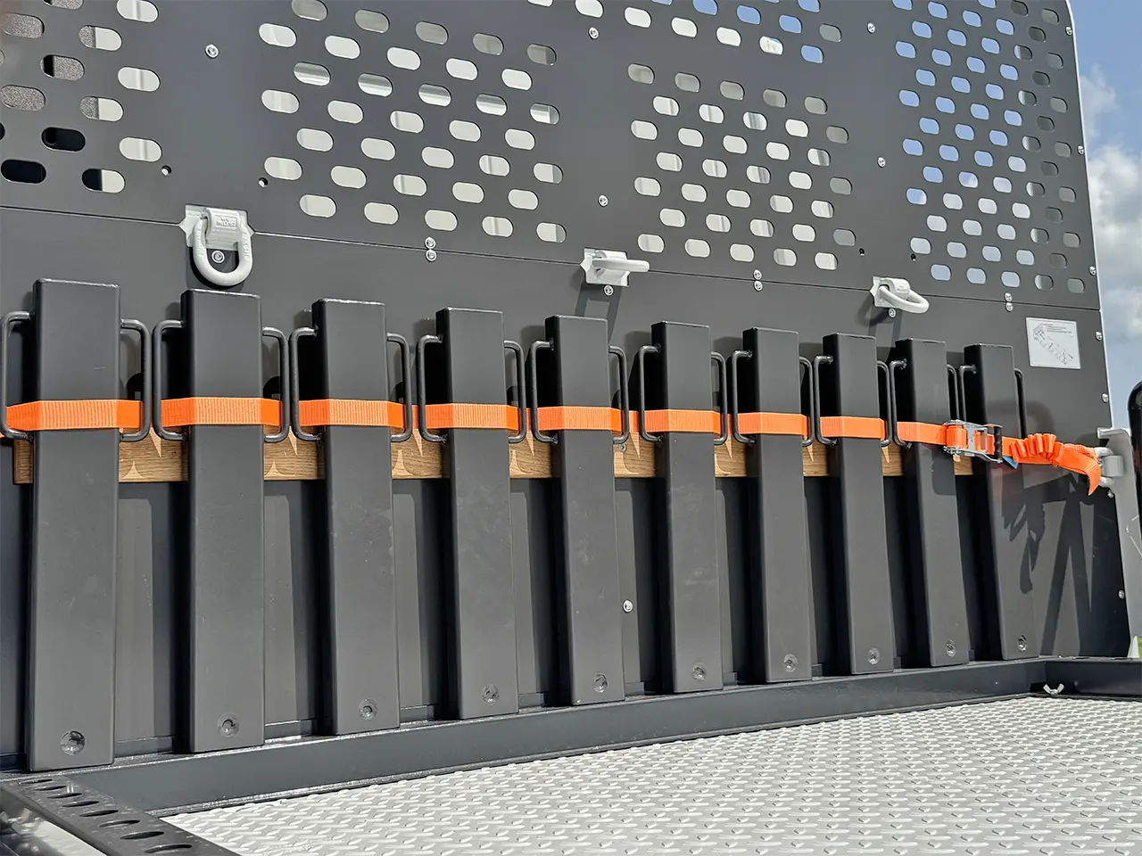 Iveco T-Way AD410T47WH-5020 AT 8x8 Flatbed 12