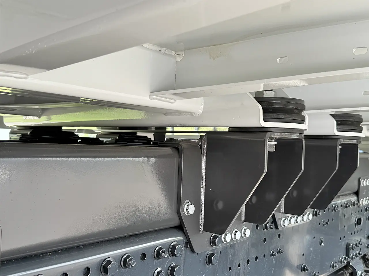 Iveco T-Way AD410T47WH-5020 AT 8x8 Flatbed 15