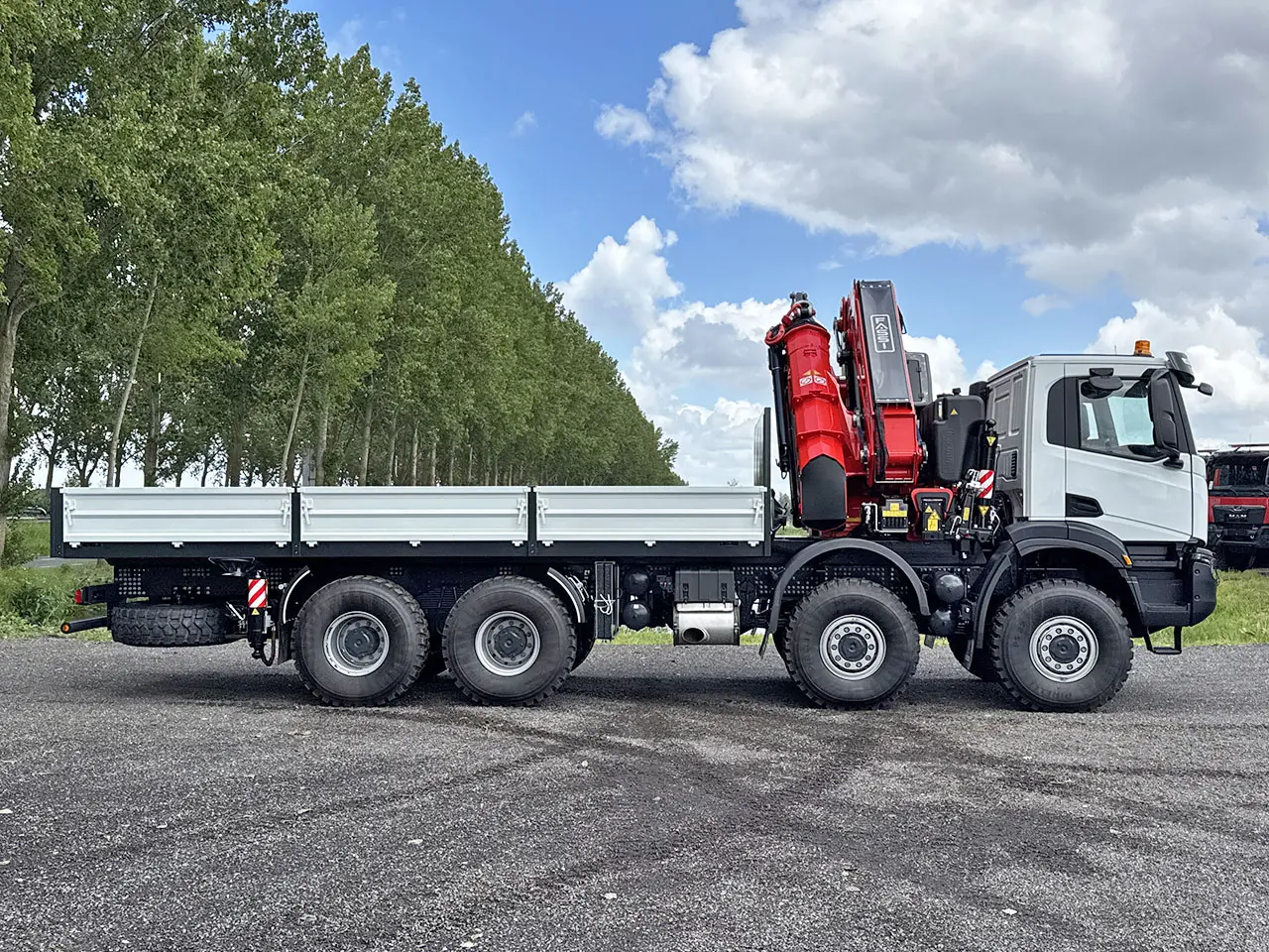 Iveco T-Way AD410T47WH Crane Truck 8x8 5