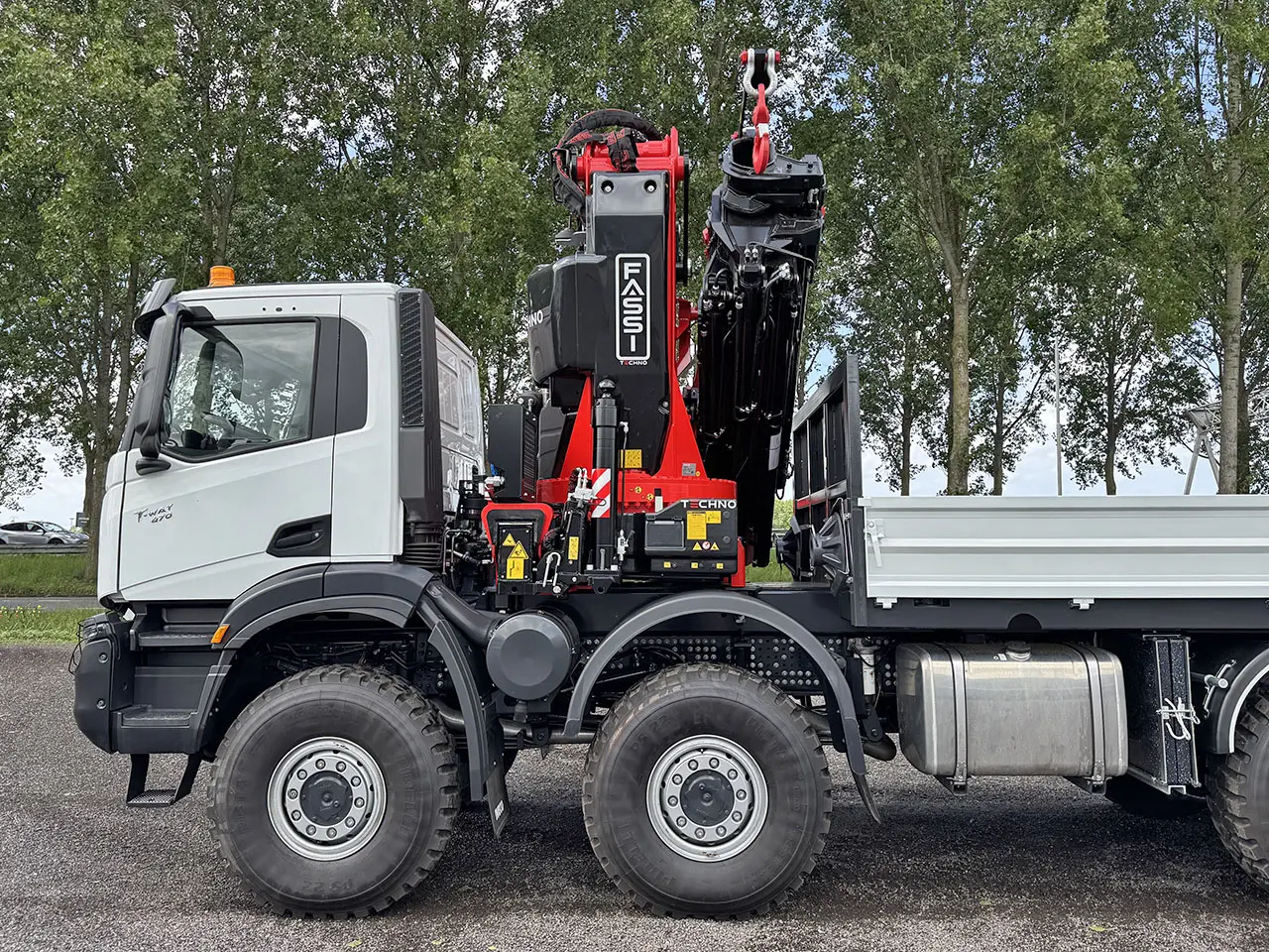 Iveco T-Way AD410T47WH Crane Truck 8x8 13