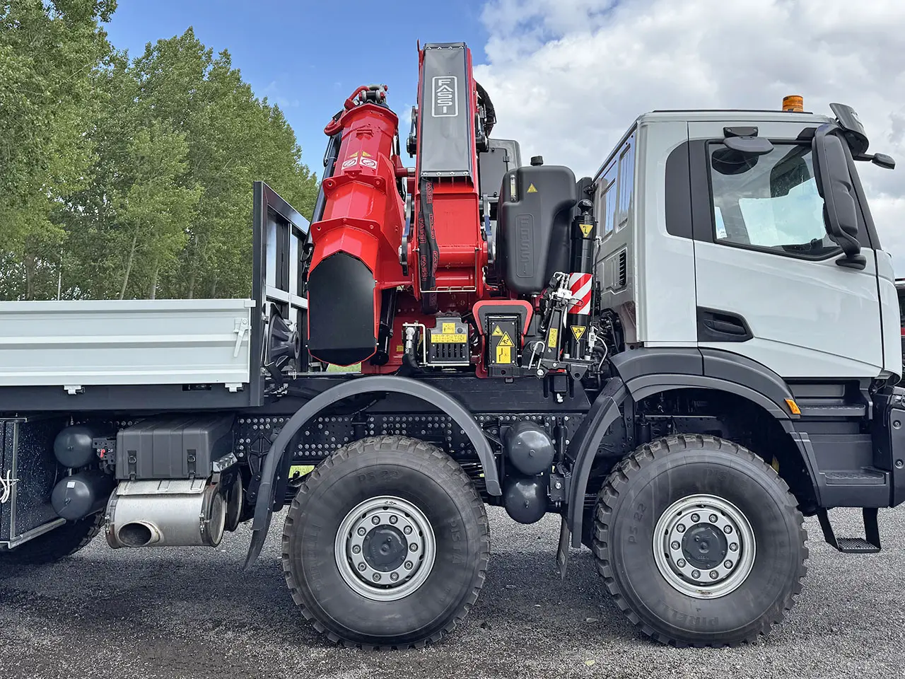 Iveco T-Way AD410T47WH Crane Truck 8x8 17