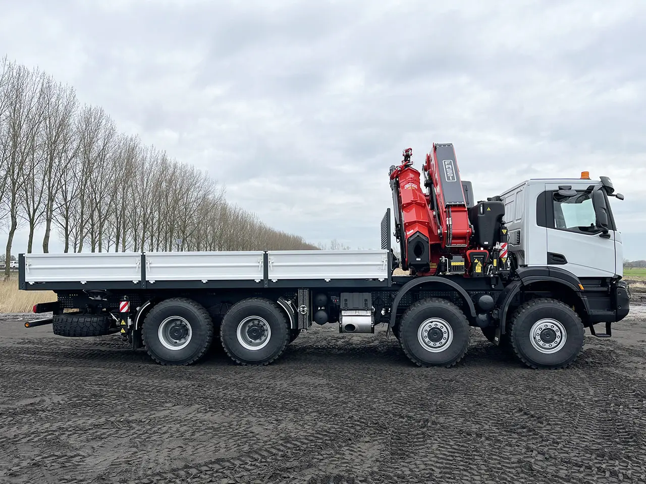 Iveco T-Way AD410T47WH AT Fassi F1150RA2.28 8x8 Crane Truck 5