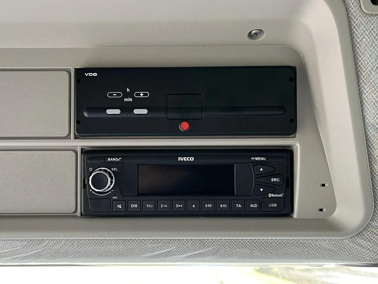 Iveco T-Way AD410T47WH AT Fassi F1150RA2.28 8x8 Crane Truck 11