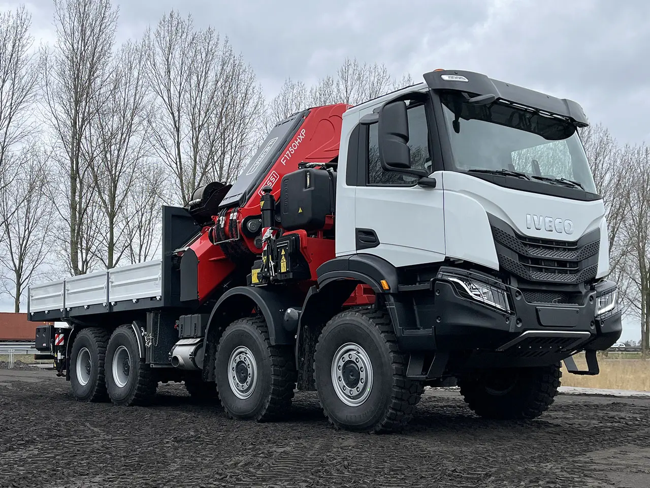 Iveco T-Way AD410T47WH AT Fassi F1750R.2.8 with JIB Camion grue 8x8 4