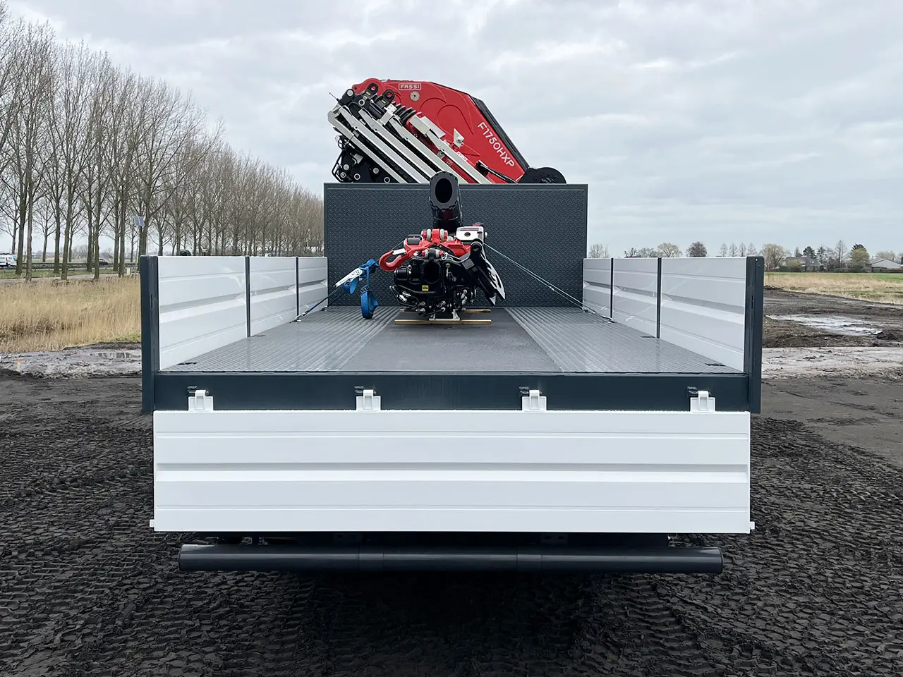 Iveco T-Way AD410T47WH AT Fassi F1750R.2.8 with JIB 8x8 Crane Truck 14