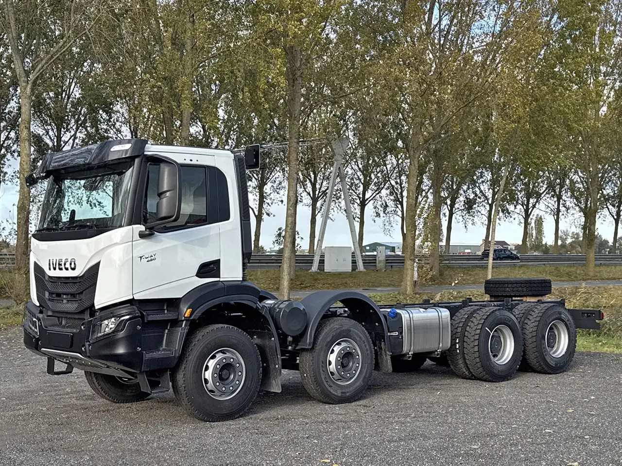 Iveco T-Way AD410T48H-5020 Chassis Cabin 8x4