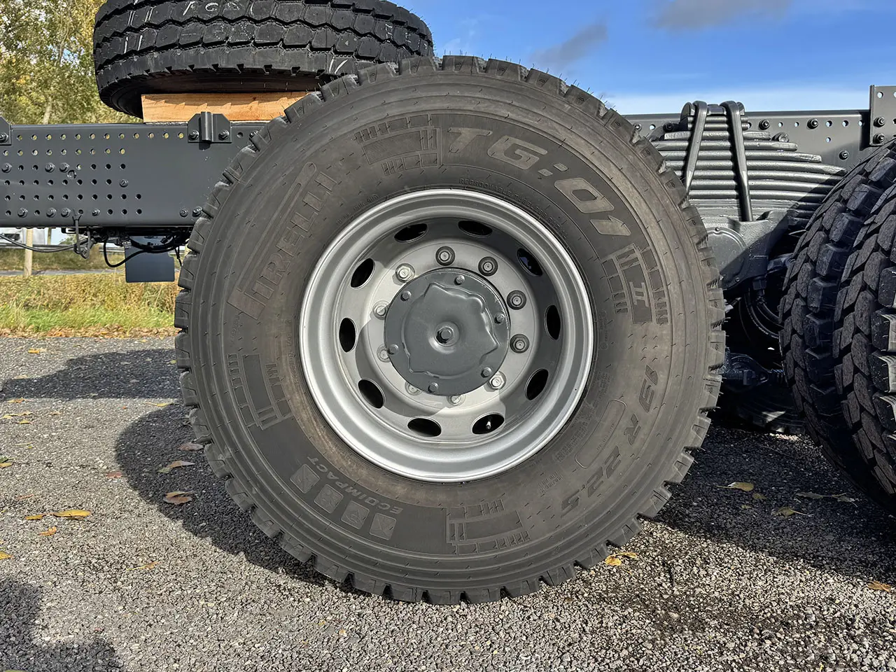 Iveco T-Way AD410T48H-5020 Chassis Cabin 8x4 15