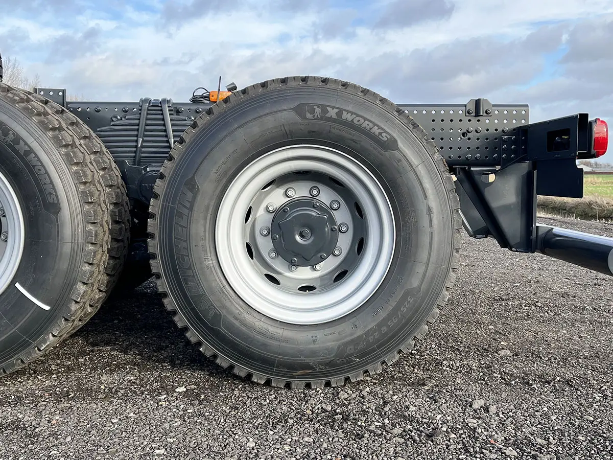 Iveco T-Way AD440T43H-4200 AT Chassis Cabin 6x4 12