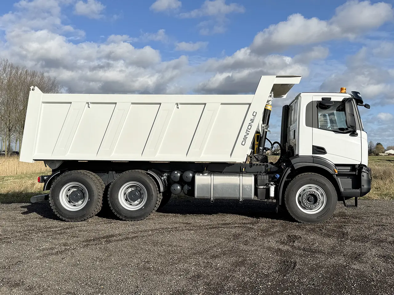 Iveco T-Way AD440T43H AT Tipper Truck 6x4 5