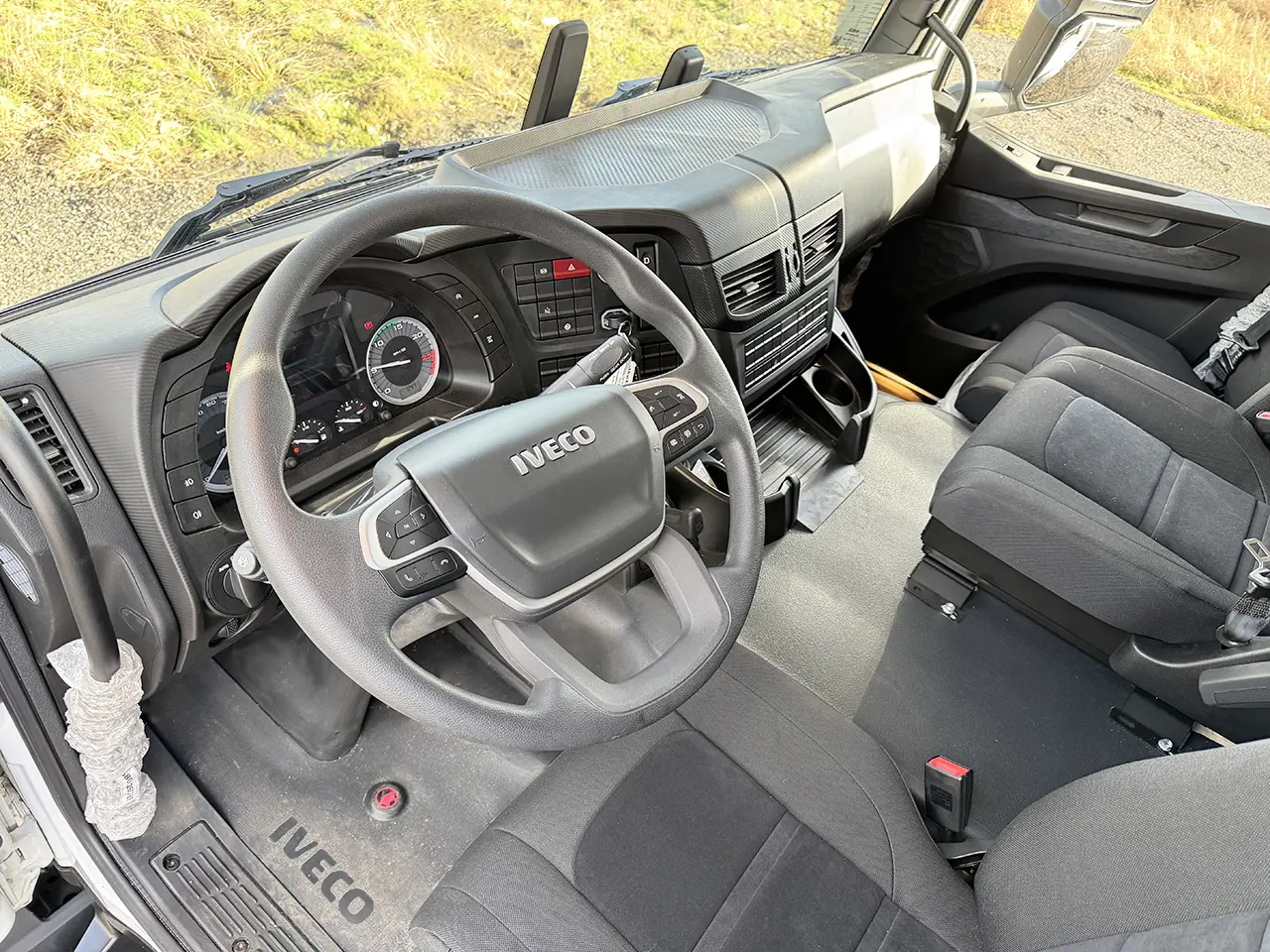 Iveco T-Way AD440T43H AT Tipper Truck 6x4 8