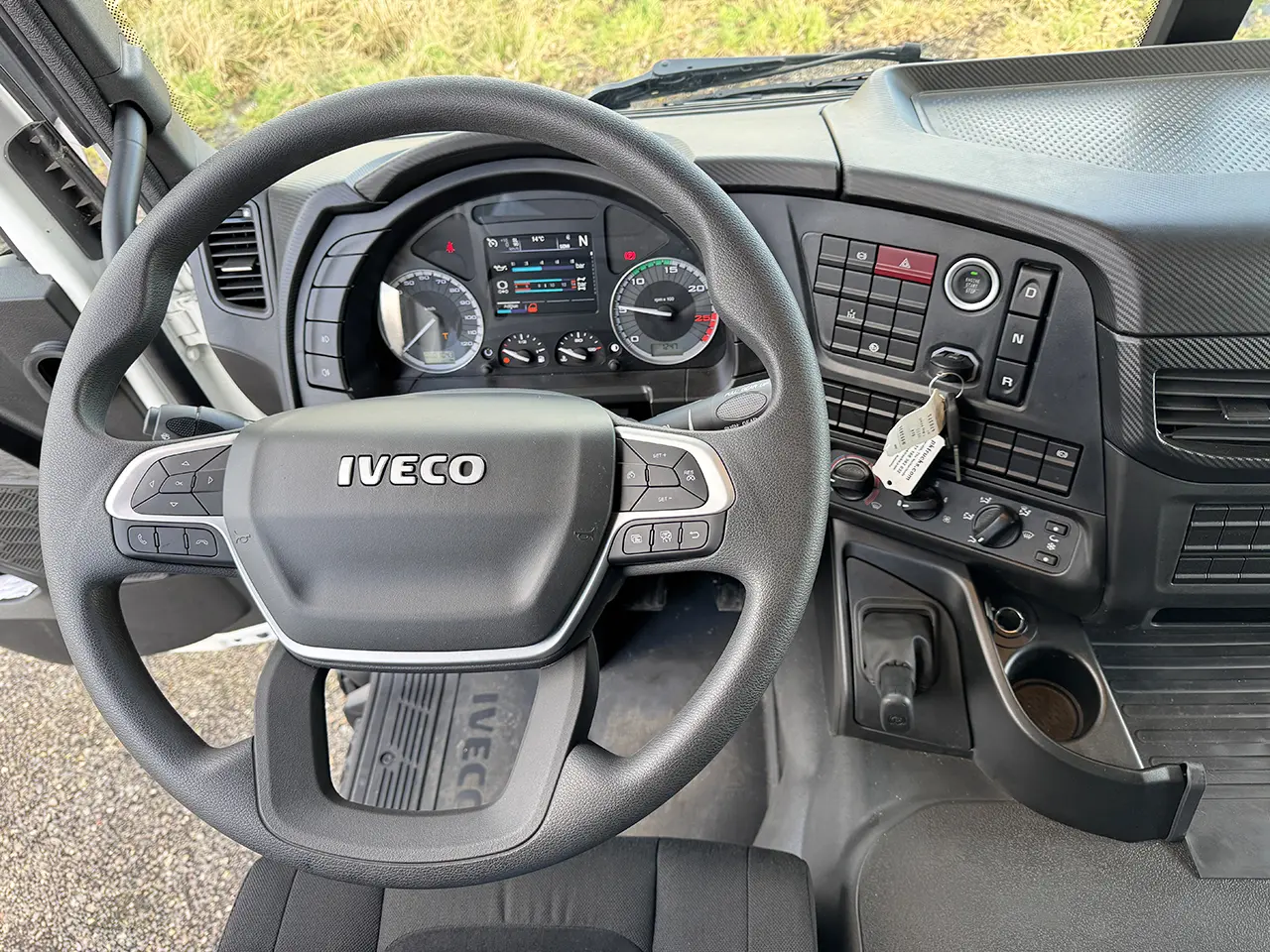 Iveco T-Way AD440T43H AT Tipper Truck 6x4 9