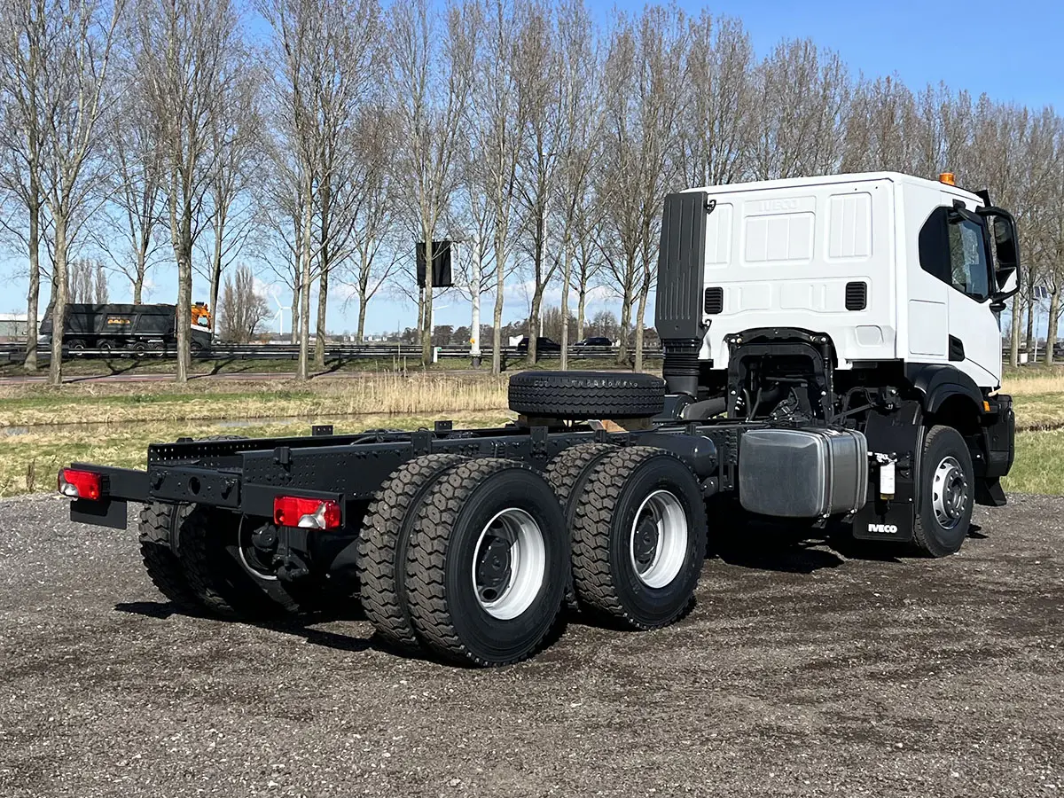 Iveco T-Way AT380T47H-4200 Chassis Cabin 6x4 6