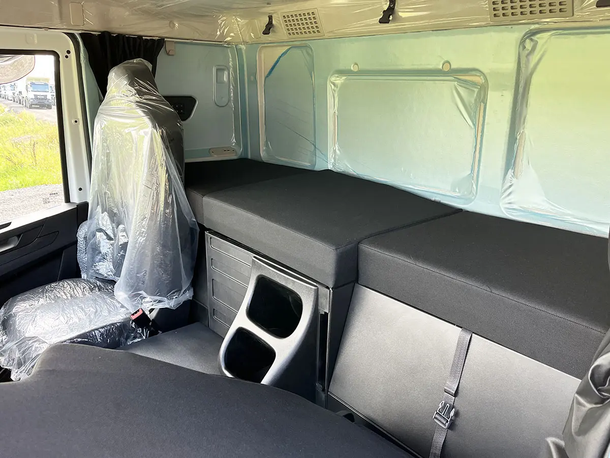 Iveco T-Way AT380T47H 6x4 Water Tank Truck 10