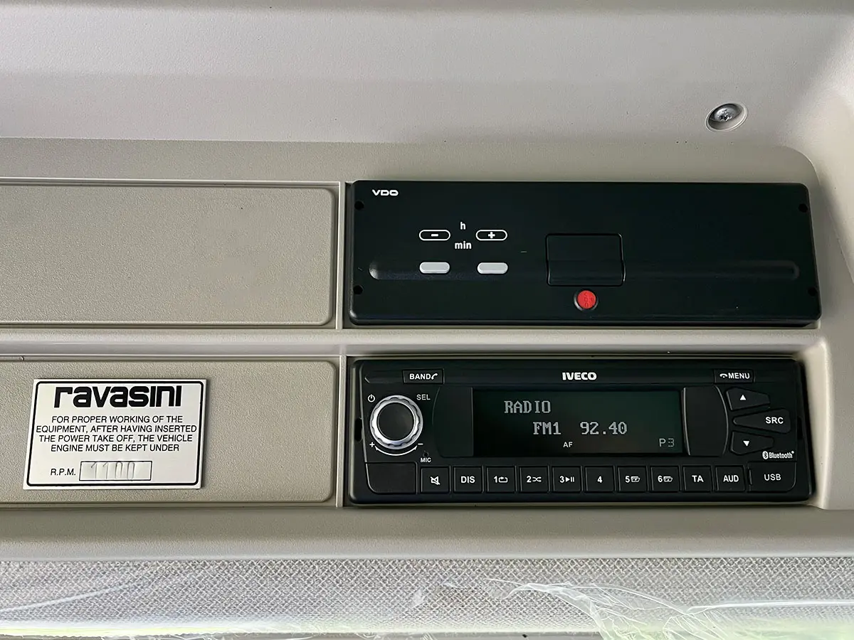 Iveco T-Way AT380T47H 6x4 Water Tank Truck 11