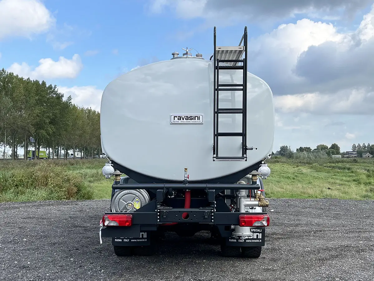 Iveco T-Way AT380T47H Camion citerne à eau 6x4 12