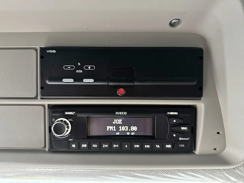 Iveco T-Way AT380T47WH-4500 6x6 Châssis Cabine 11