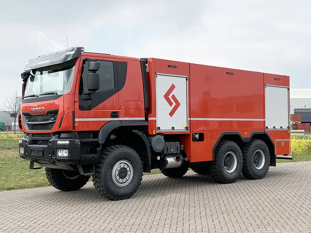 Iveco T-Way AT380T47WH 6x6 Camion de pompiers