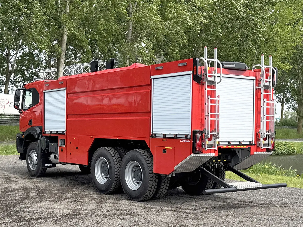 Iveco T-Way AT380T47WH Fire Fighter Truck 6x6 6
