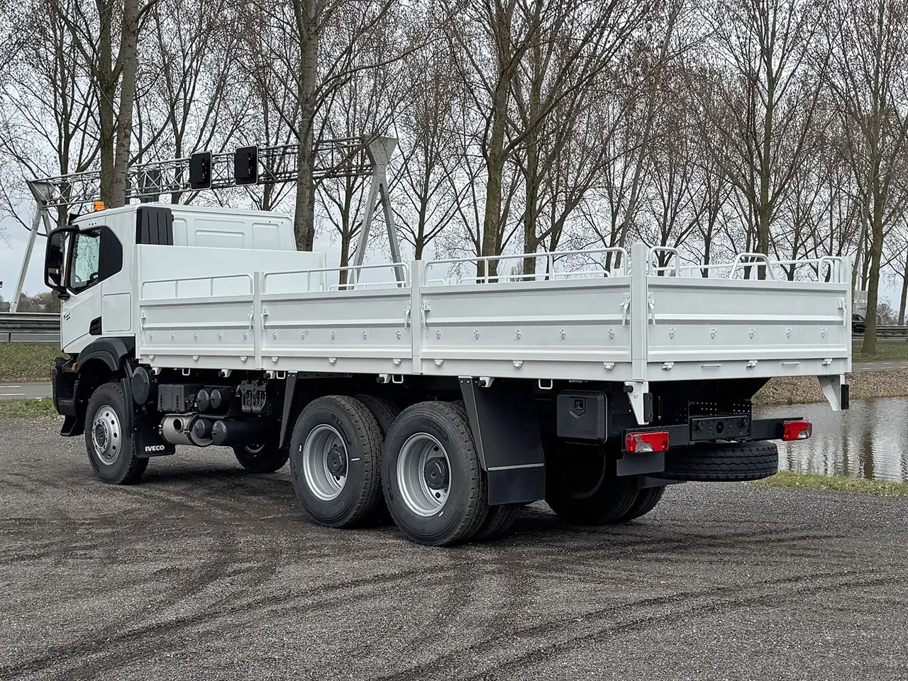 Iveco T-Way AT380T47WH AT Flatbed 6x6 6