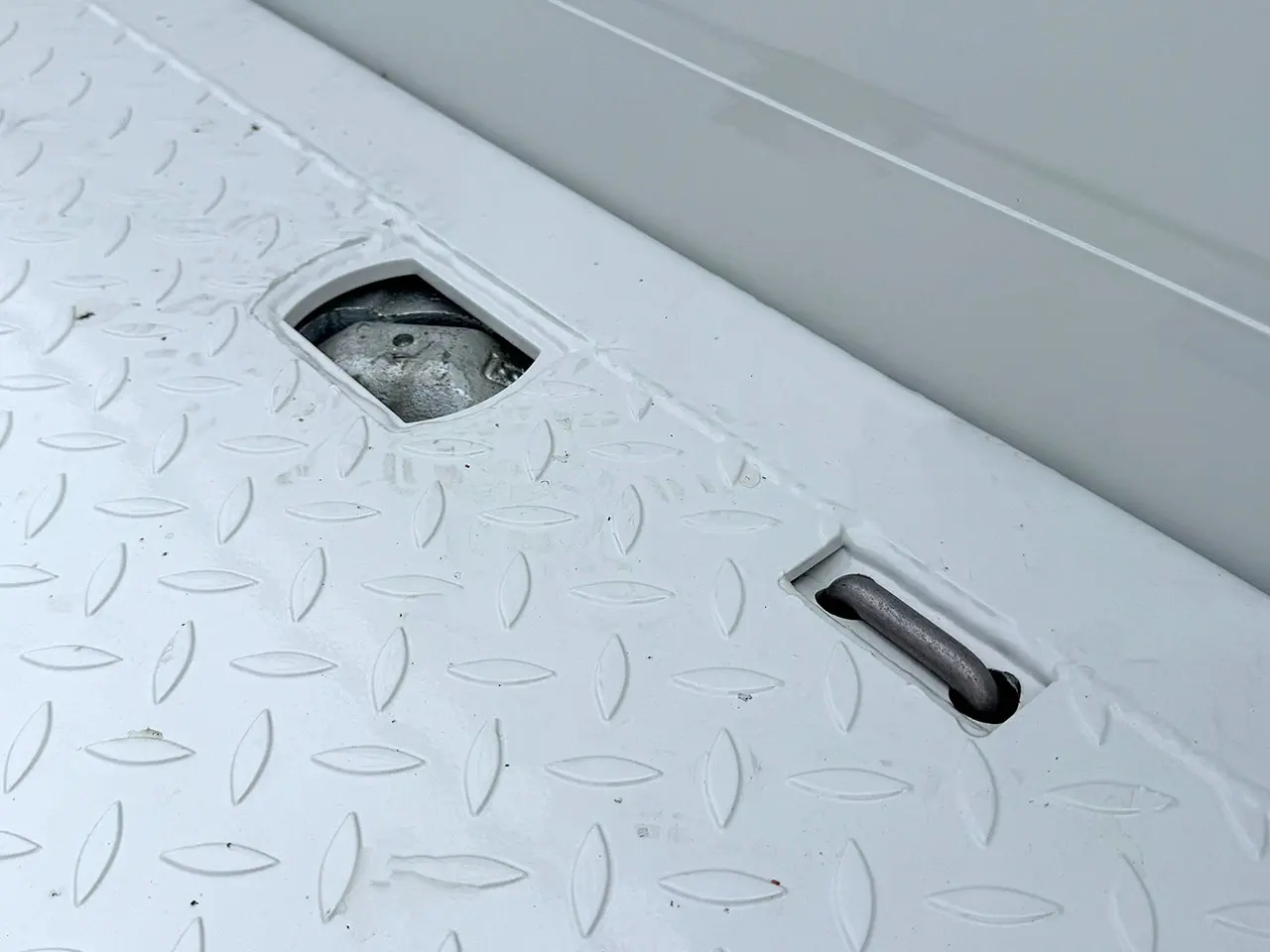 Iveco T-Way AT380T47WH AT 6x6 Flatbed 15