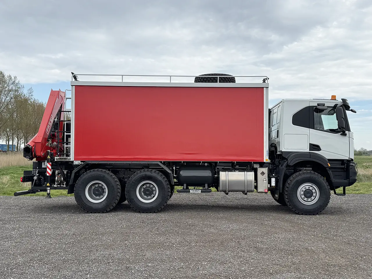 Iveco T-Way AT380T47WH AT Fassi F155.0.23 6x6 Workshop Truck 5
