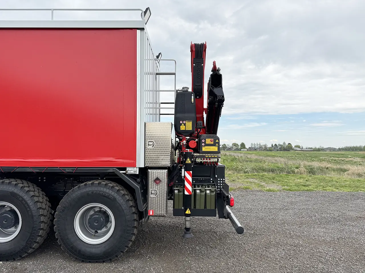 Iveco T-Way AT380T47WH AT Fassi F155.0.23 Camion atelier mobile 6x6 18
