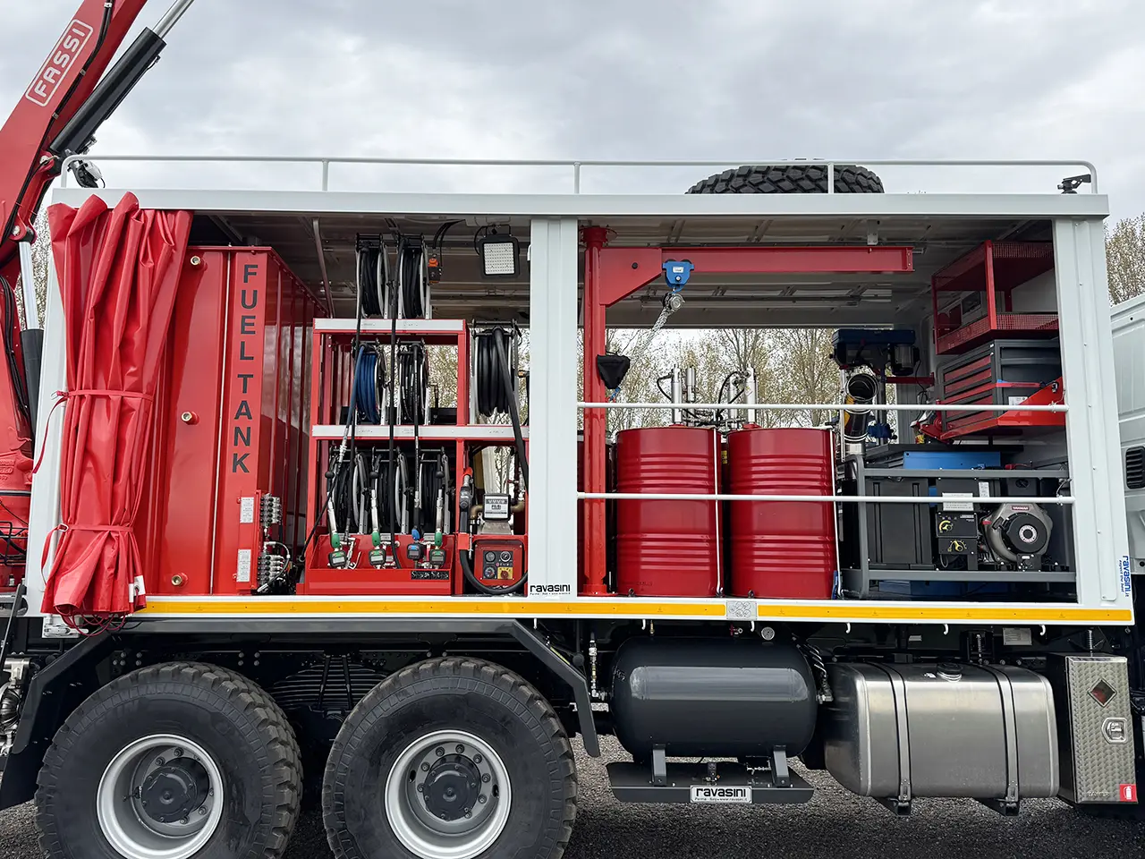 Iveco T-Way AT380T47WH AT Fassi F155.0.23 Camion atelier mobile 6x6 21
