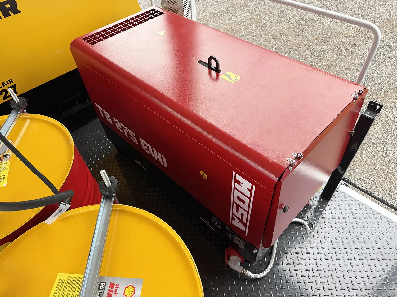 Iveco T-Way AT380T47WH AT Fassi F155.0.23 6x6 Workshop Truck 29